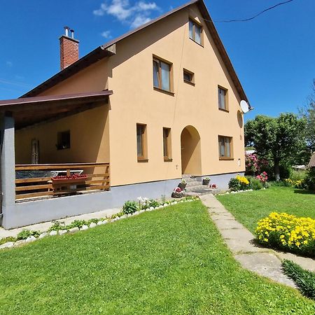 Hostal У Дядька Pilipets Exterior foto