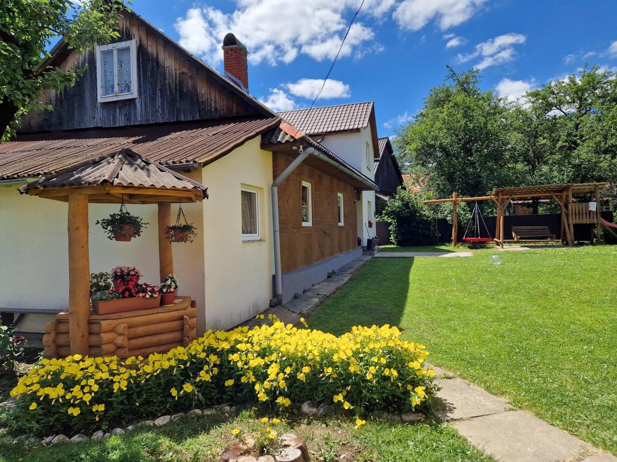 Hostal У Дядька Pilipets Exterior foto
